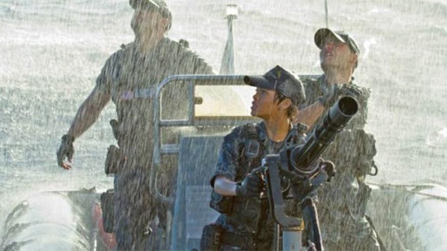 Rihanna juega a hundir la flota en 'Battleship'