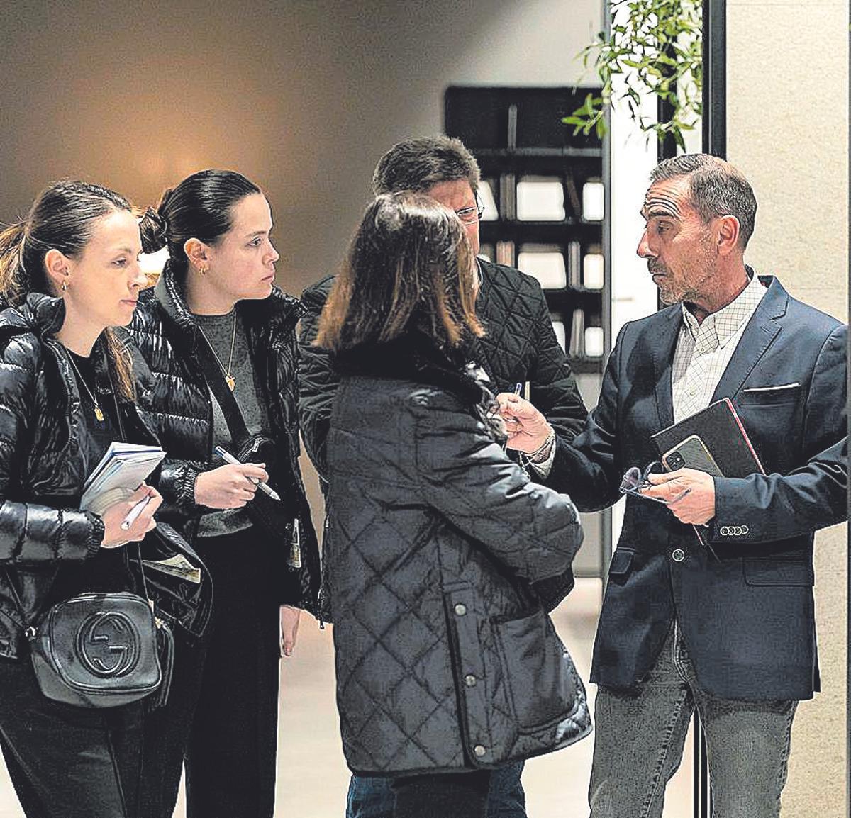 La feria se lleva a cabo en las instalaciones de Azuvi en Vila-real, presentando una experiencia envolvente.