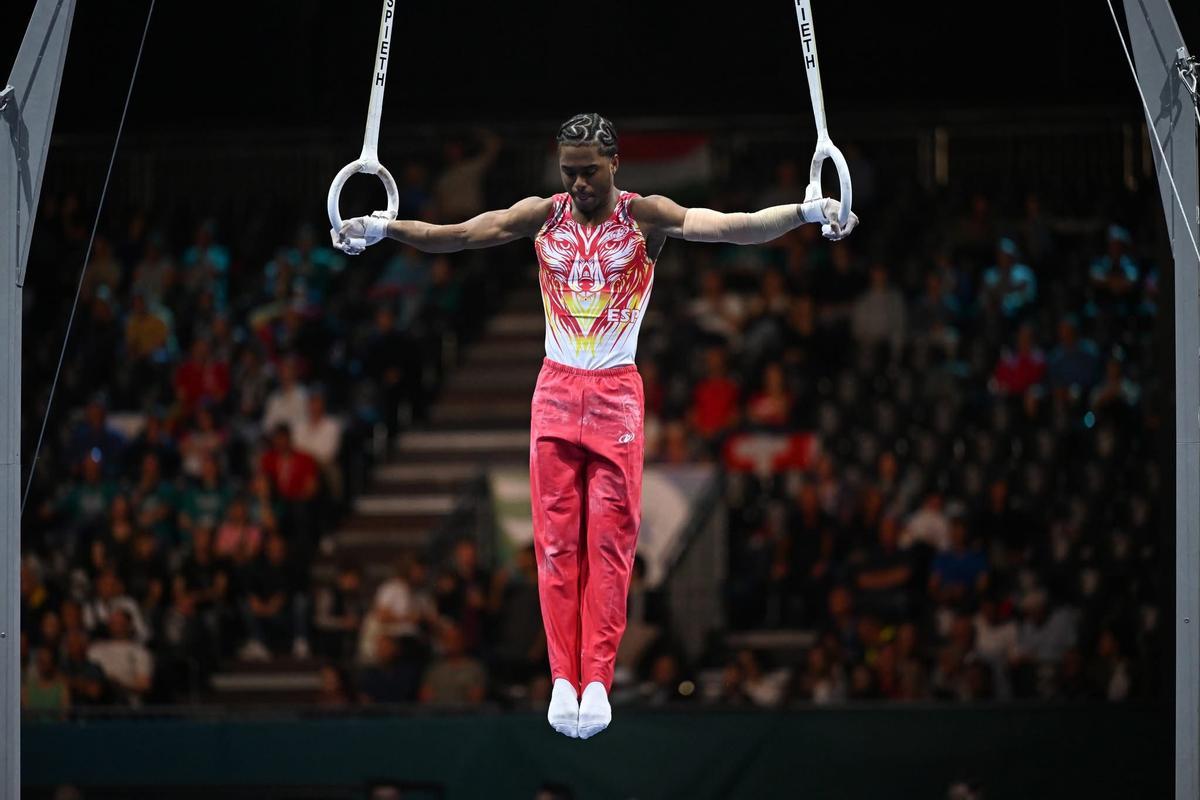 El gimnsta español Thierno Diallo, en plena competición.