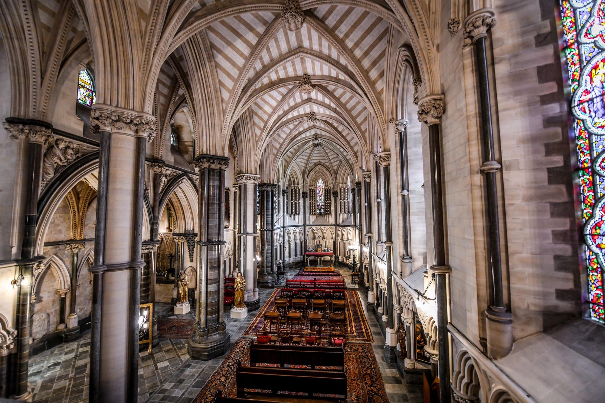 El interior de la catedral de Arundel