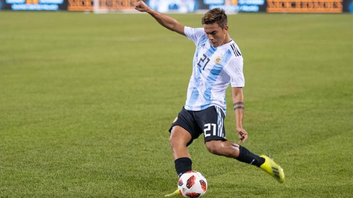 El delantero argentino habló luego del amistoso frente a Colombia, sobre el tweet de su hermano Gustavo
