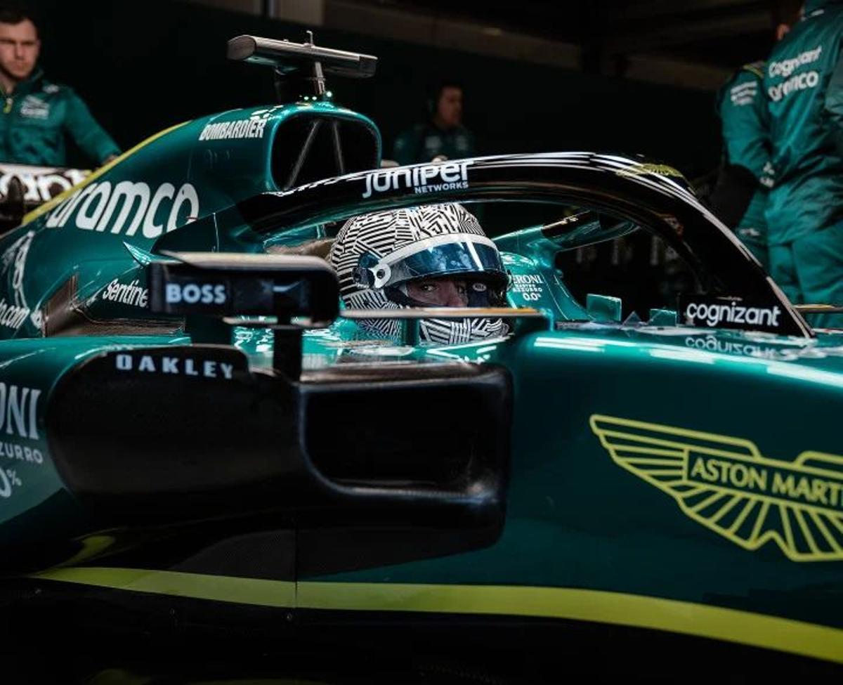 El nuevo Aston Martin de Fernando Alonso, el AMR23