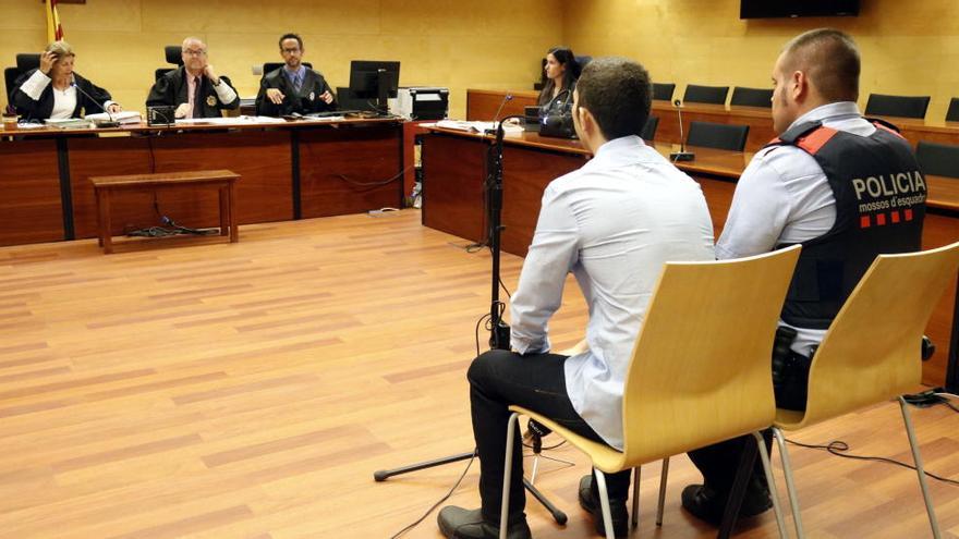 Pacten 5 anys de presó per a un noi que va agredir sexualment una menor a Puigcerdà