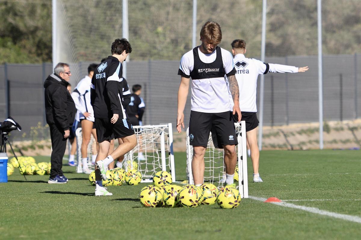 Así ha sido el penúltimo entrenamiento del Castellón antes de visitar al Valladolid