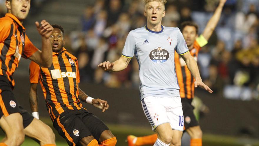 Wass durante el partico contra el Shakhtar. // Ricardo Grobas