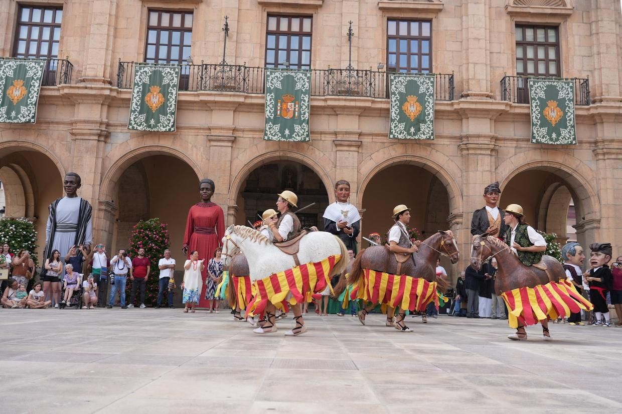 Corpus Christi en Castelló: El ball dels nanos y el homenaje a Els Llauradors