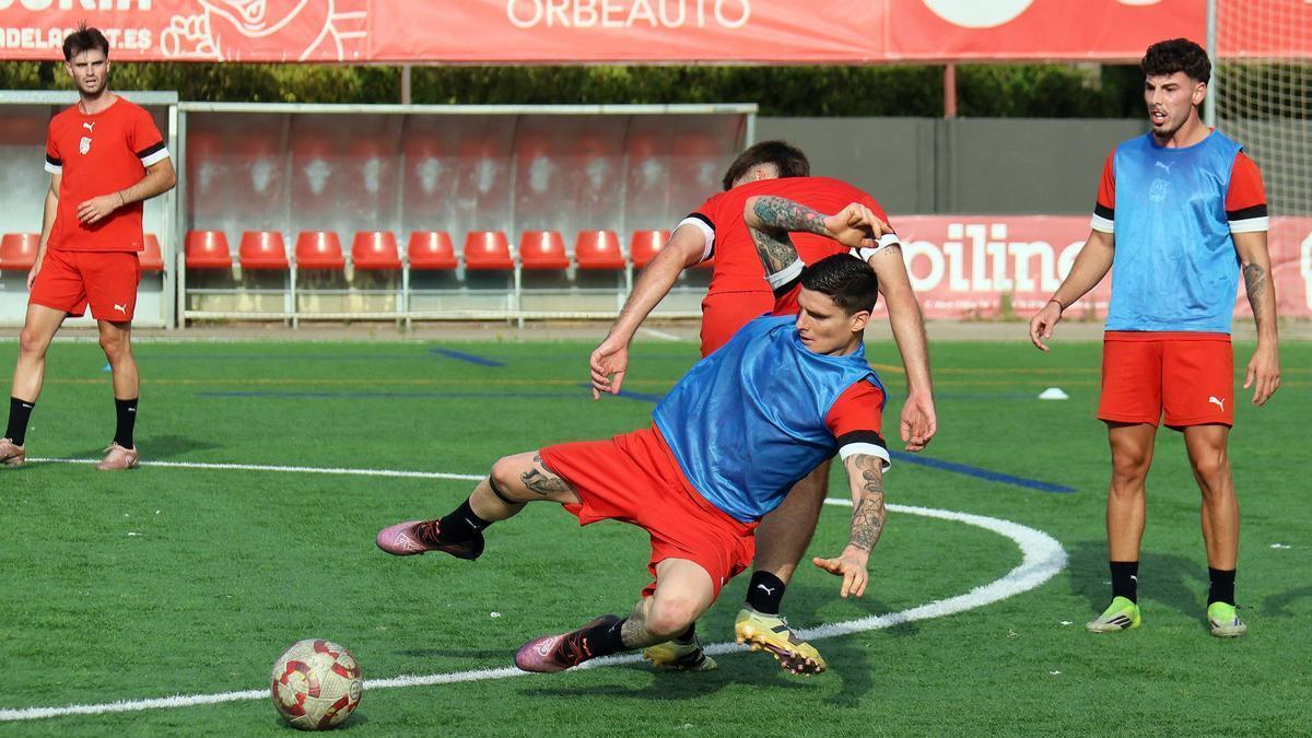 manresa-futbol-el-ce-manresa-s-estrenar-aquest-vespre-davant-el-ce