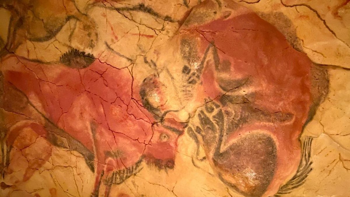 Bisontes prehistóricos en la Cueva de Altamira, símbolo del Origen de la Humanidad y Patrimonio Mundial de la UNESCO