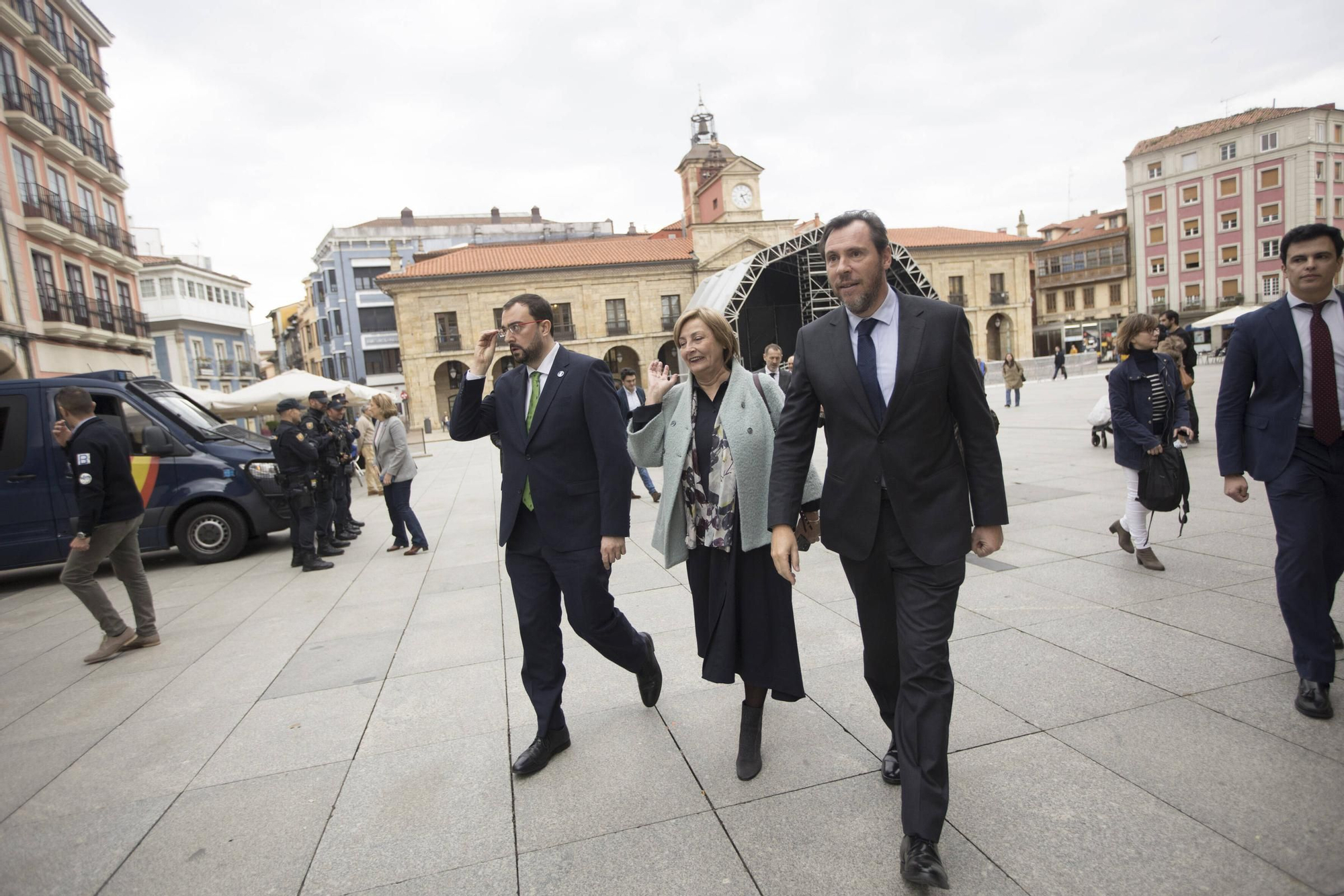EN IMÁGENES: Así ha sido la visita a Avilés de Óscar Puente, ministro de Transportes y Movilidad Sostenible