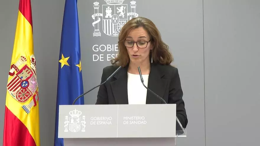 Mónica García anuncia una nueva norma que limitará la colaboración público-privada en Sanidad