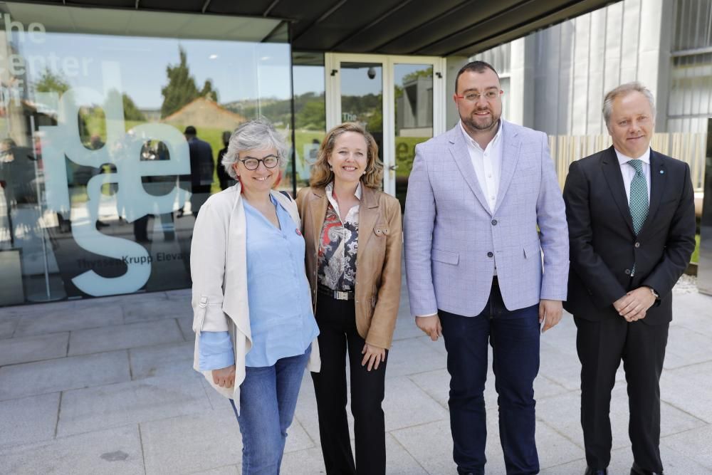 La Ministra de Economía Nadia Calviño visita Gijón