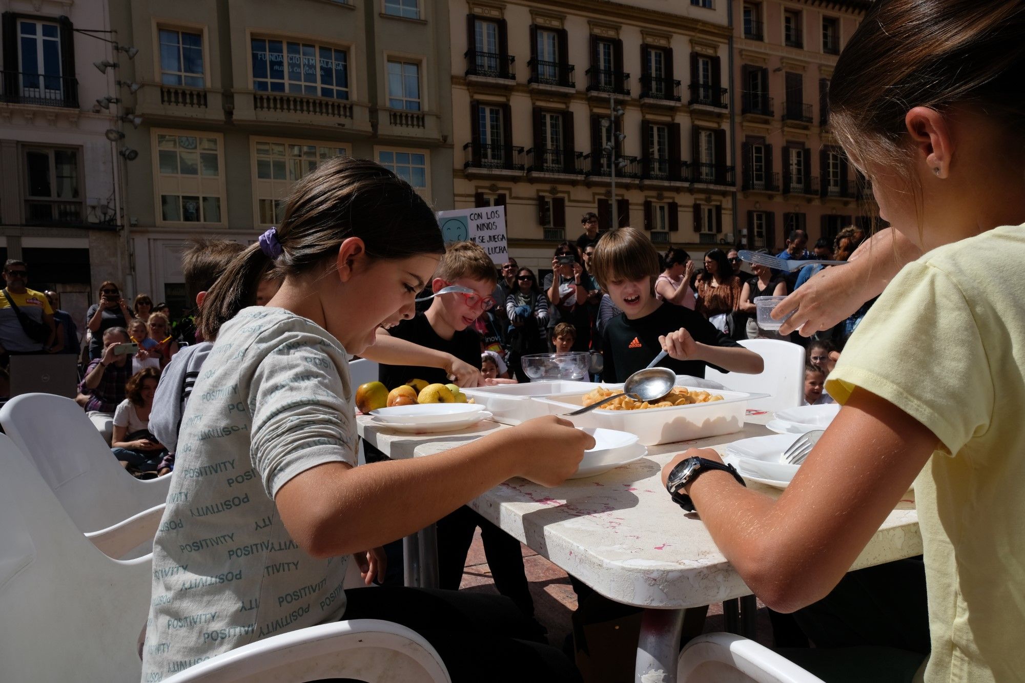 Protestas en Málaga por el servicio de comedor escolar