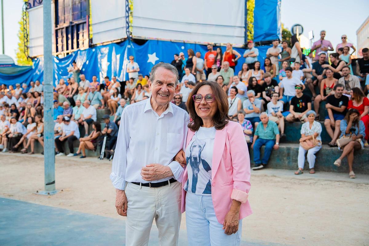 Coia celebra sus fiestas con música, atracciones y mucho calor