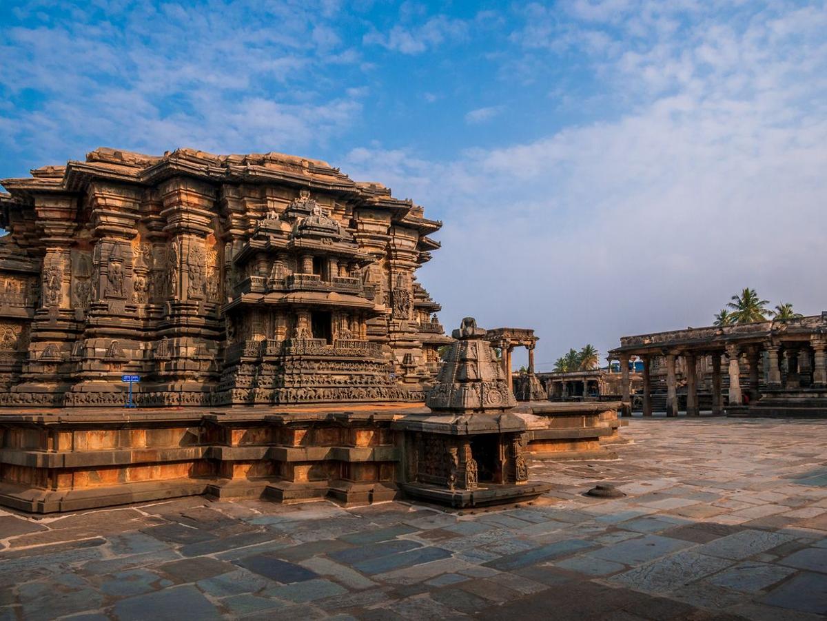Conjuntos sagrados de los Hoysalas, India