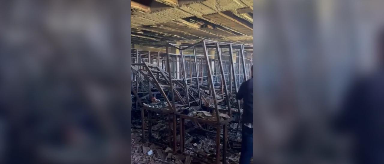VÍDEO | Así ha quedado el cuarto de los palos del club de golf de Cáceres tras el incendio