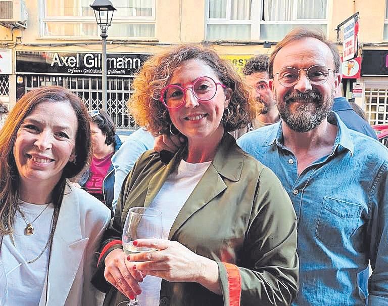 Luisa Catalan, Vanessa López y Pedro Monge.