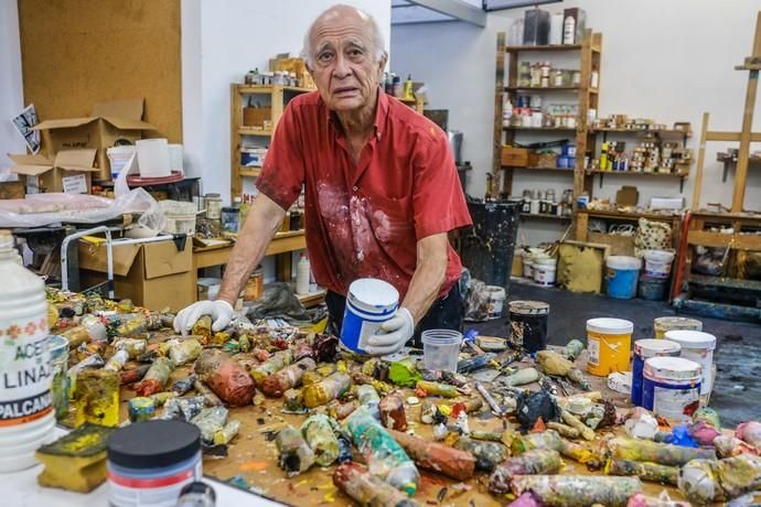 Las Palmas de Gran Canaria. El pintor Félix Juan Bordes en su estudio.  | 25/09/2019 | Fotógrafo: José Carlos Guerra