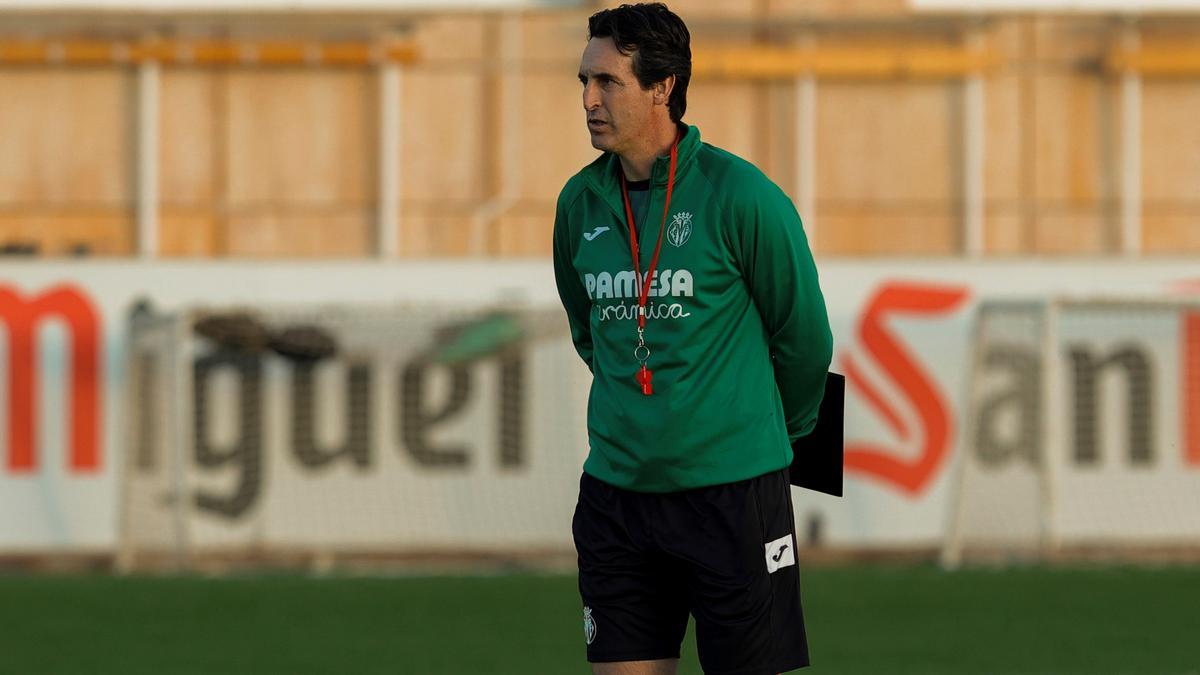 Emery, durante el entrenamiento de ayer.