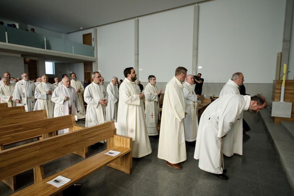 Inauguración de la nueva parroquia de Santa Olaya