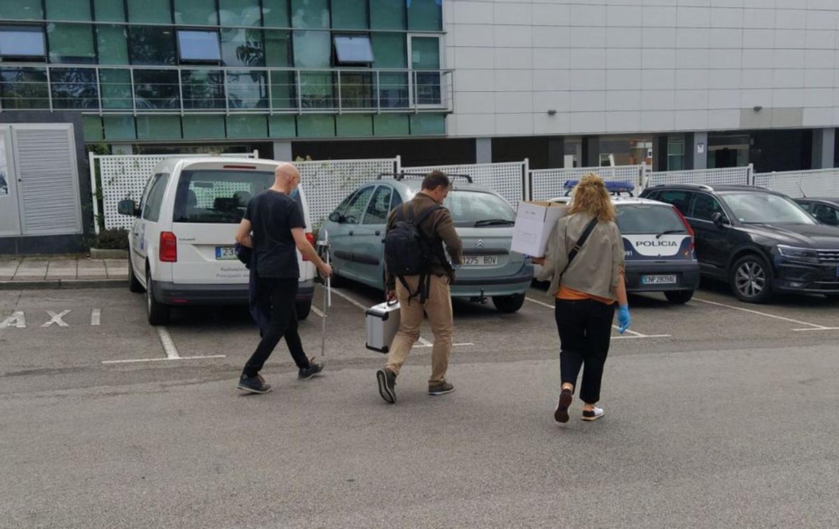 Un anciano mata en el hospital de Langreo a su compañero de habitación, inmovilizado en la cama