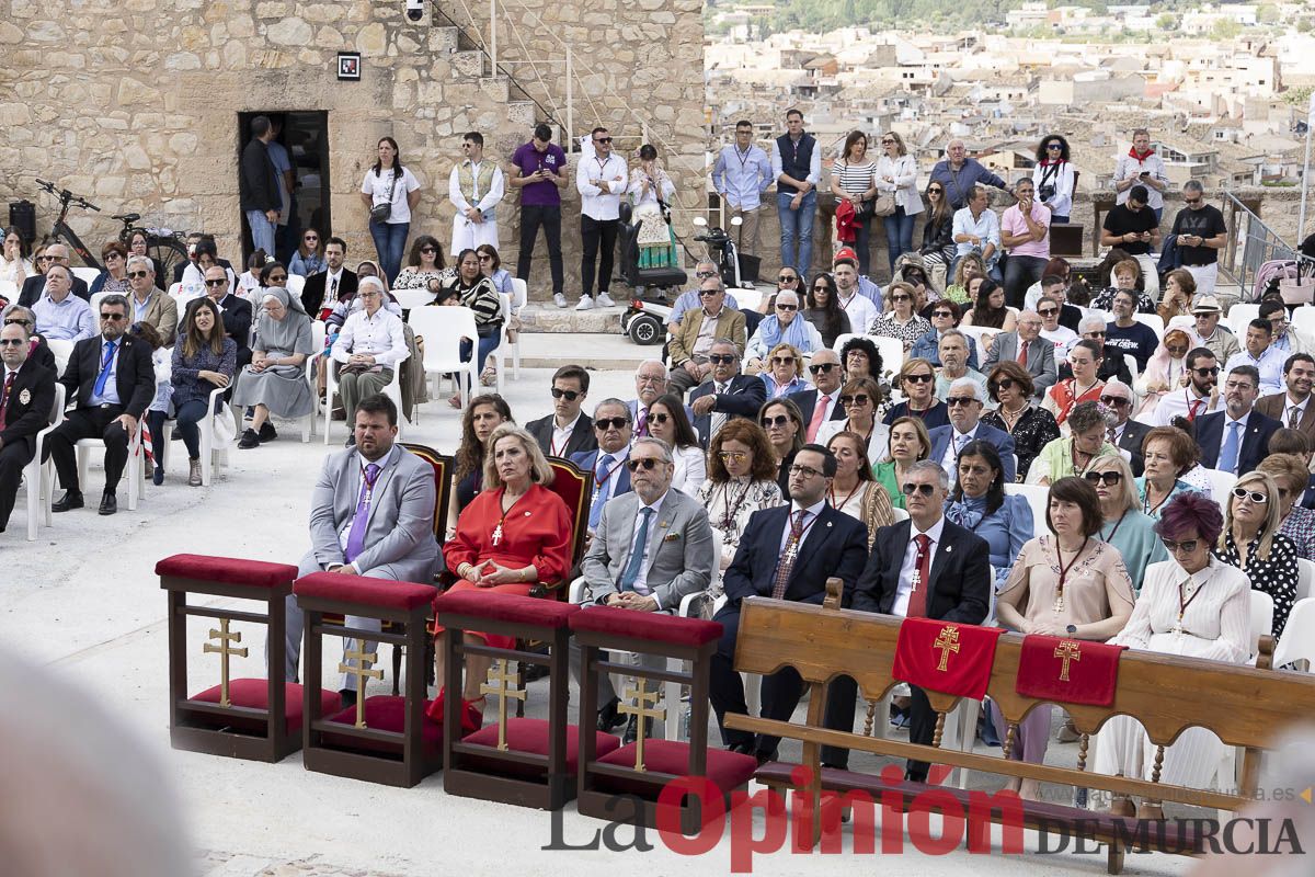 Fiestas de Caravaca | Imposición de cruces a los nuevos hermanos cofrades de la Vera Cruz