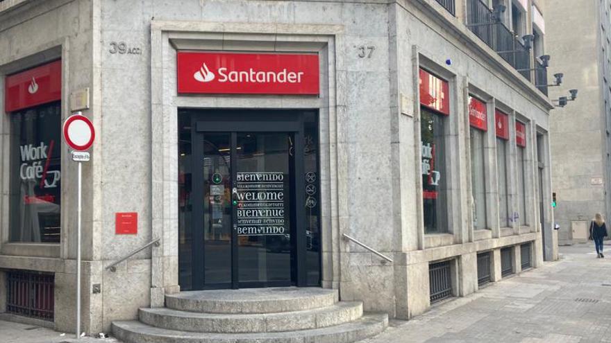 El Santander inaugura un «Work Cafè» a Girona