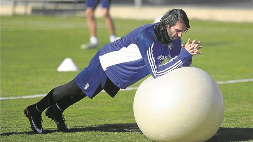 Raúl Agné prueba con Ángel y Georgios Samaras en el ataque