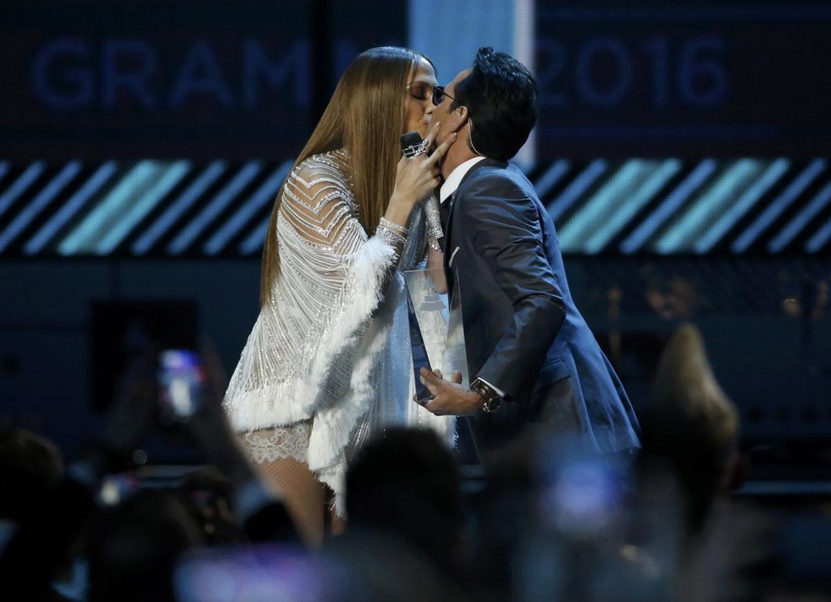 Jennifer Lopez i Marc Anthony, en un dels moments estel·lars de la gala dels Grammy Llatins.