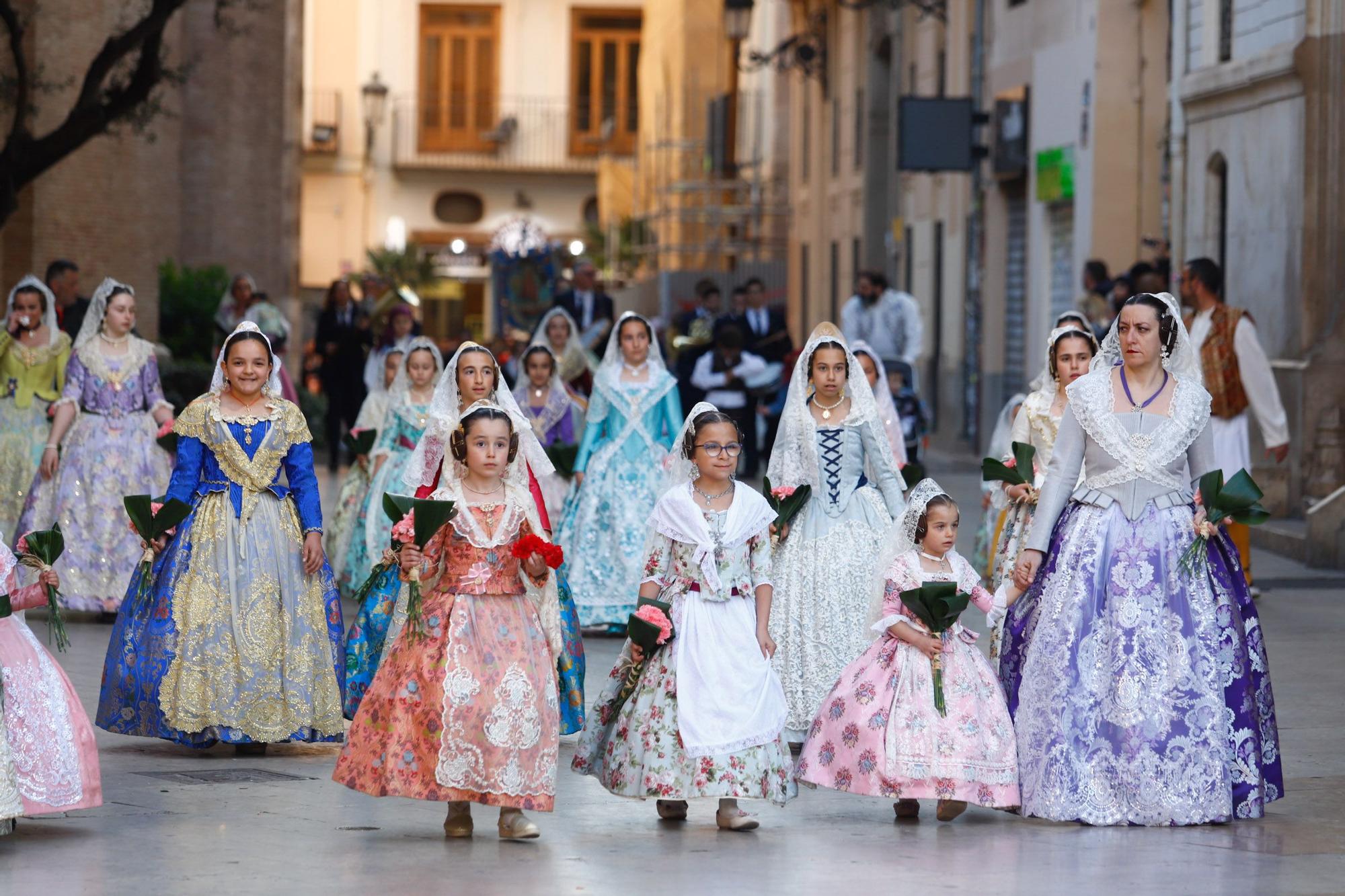 Búscate en el primer día de la Ofrenda en la calle San Vicente entre las 17:00 y las 18:00