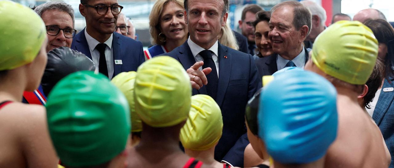 Macron en la la inauguración del Centro Acuático Olímpico en Saint-Denis.