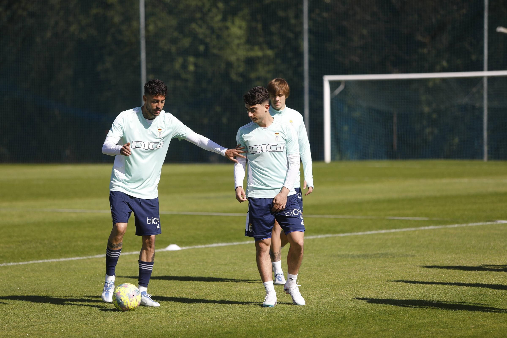 EN IMÁGENES: el entrenamiento del Oviedo