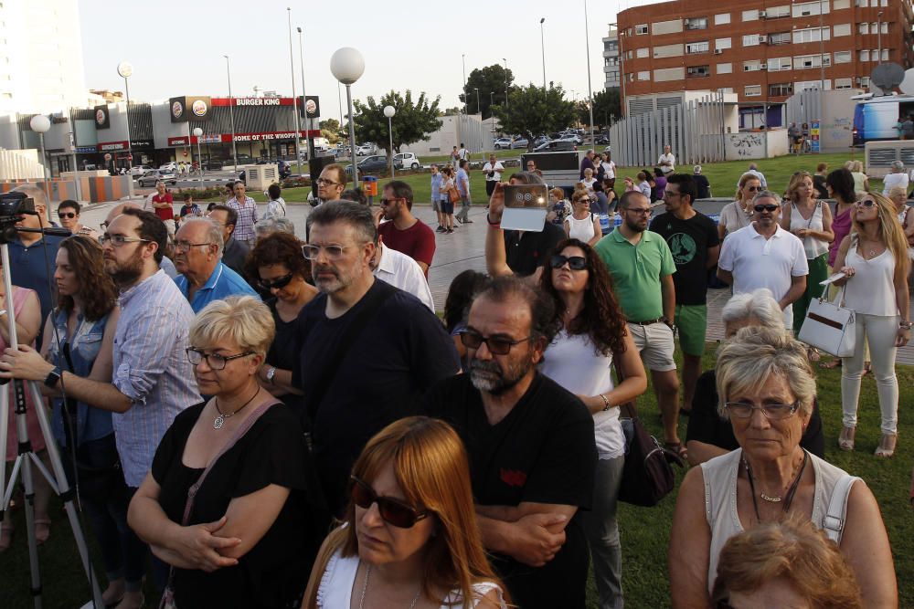 Inauguración del monumento homenaje a las víctimas del metro en el décimo aniversario del accidente