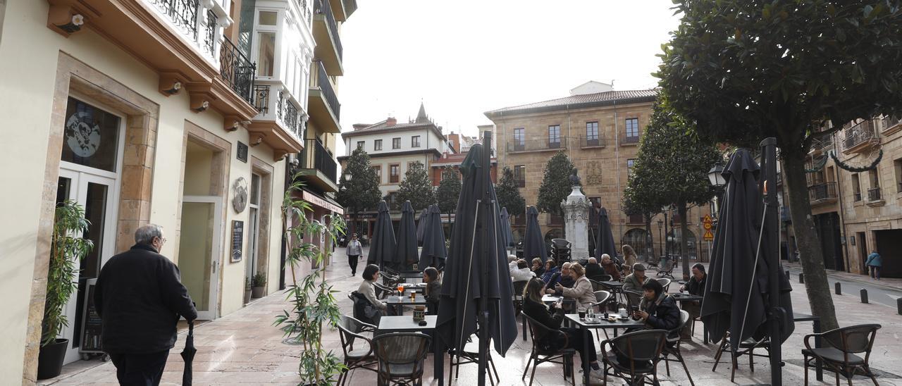 Terrazas hosteleras en el Antiguo.