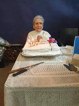 Muere a los 102 años "la señora Trini", fundadora de Casa Mallou y un referente en Amio: «Es una noticia muy triste para el barrio»