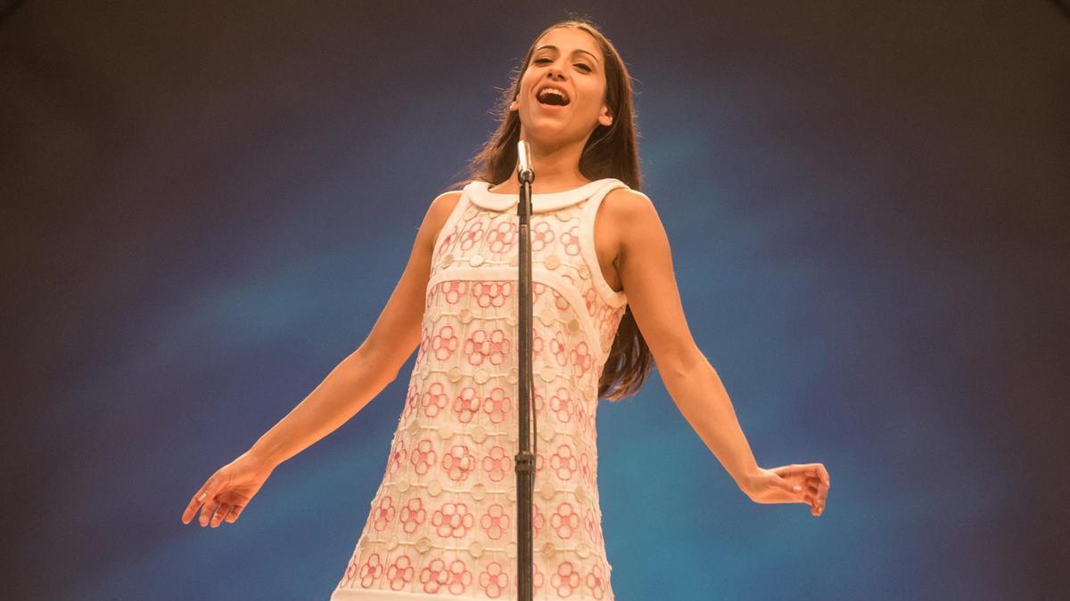 Carolina Yuste, en el papel de Massiel, en una escena de ‘La canción’