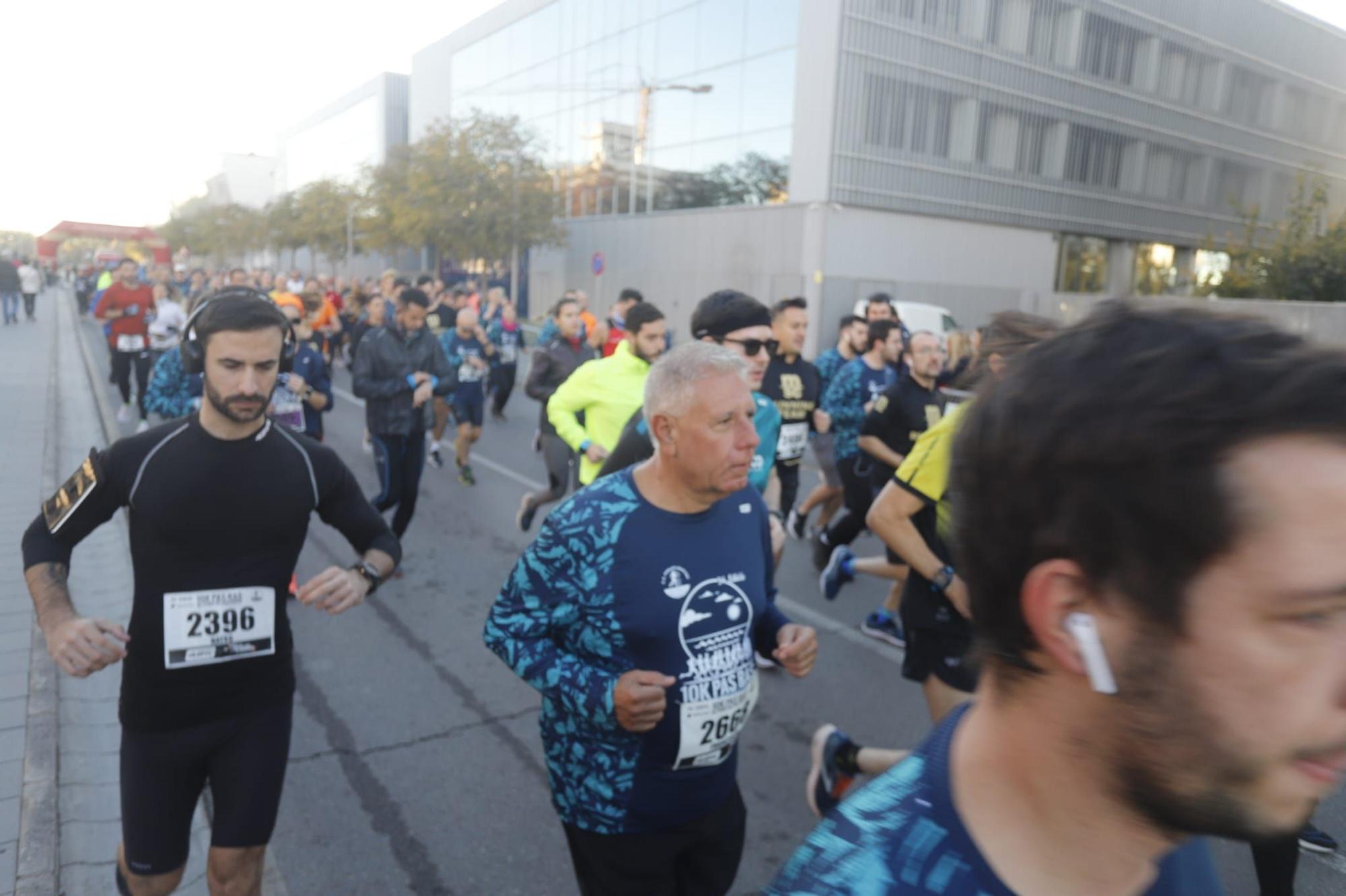 Búscate en la carrera 'Pas ras al port' de València