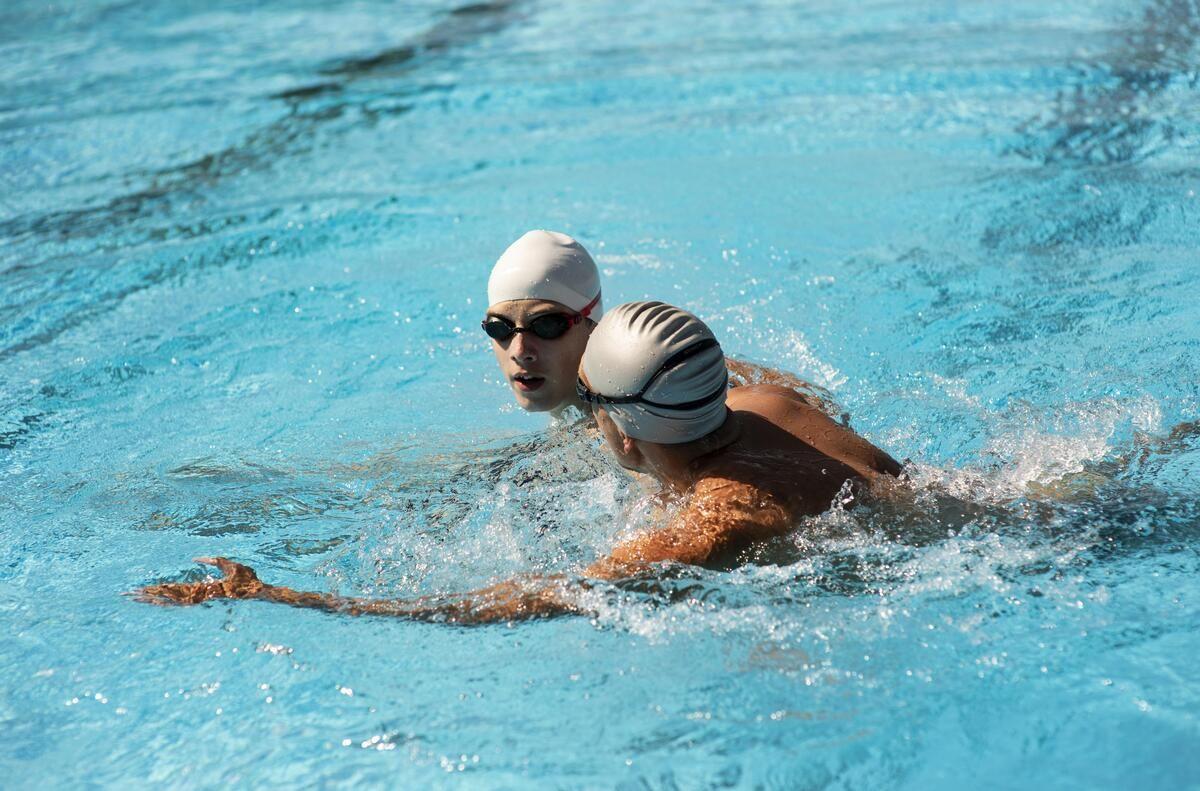 ¿Se puede ser alérgico al cloro? Síntomas y tratamiento