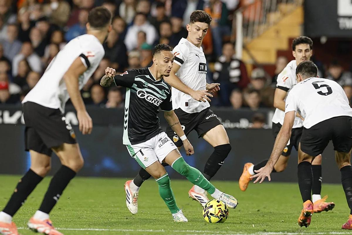 Imagen del último Valencia - Betis en Mestalla, partido que terminó empatado a un gol