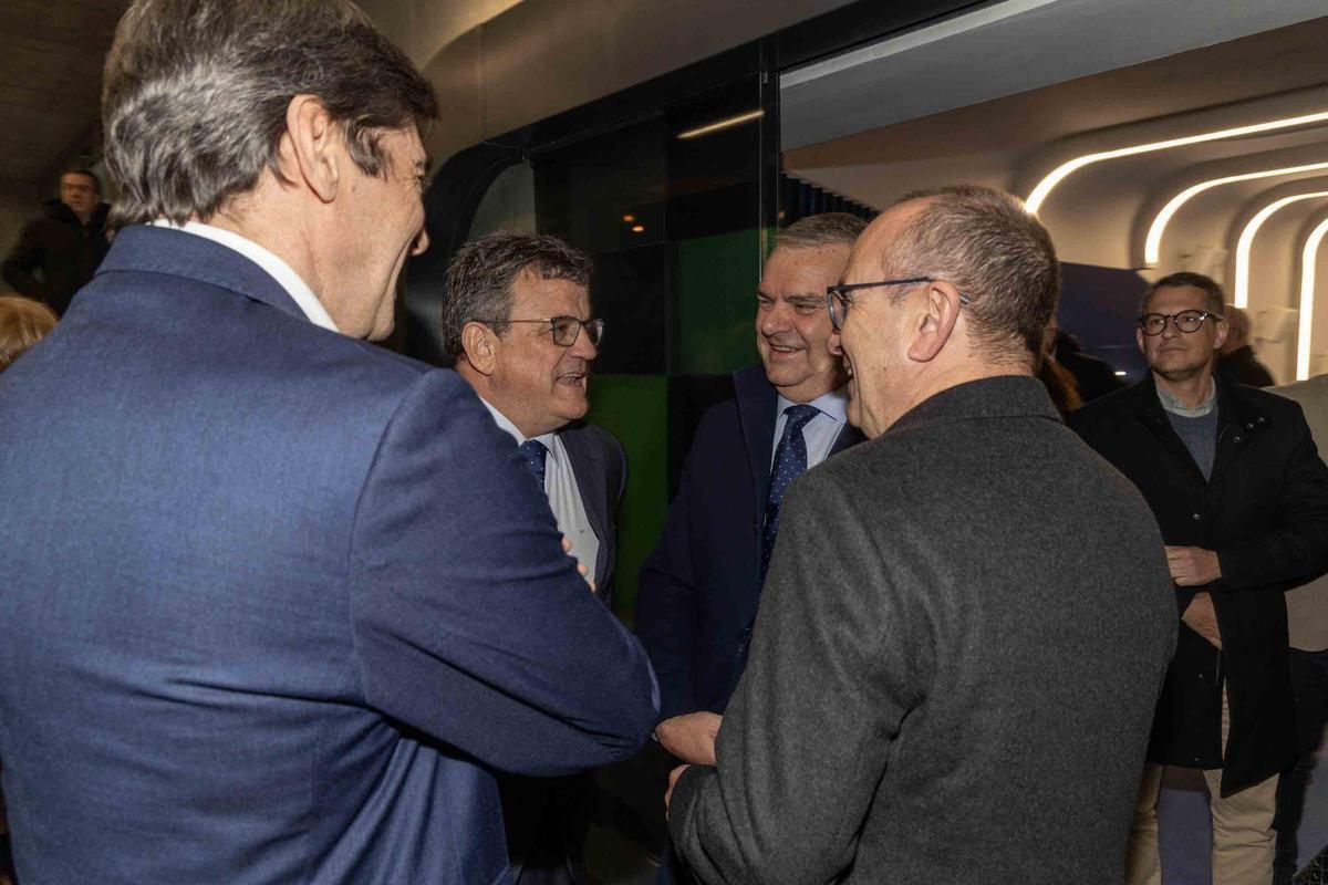 El presidente de la Generalitat, Juanfran Pérez Llorca, expone su visión de la Comunitat Valenciana en el Club INFORMACIÓN