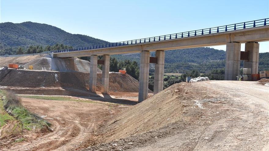 Fomento ‘desatasca’ el acceso de Els Ports a Teruel 25 años después