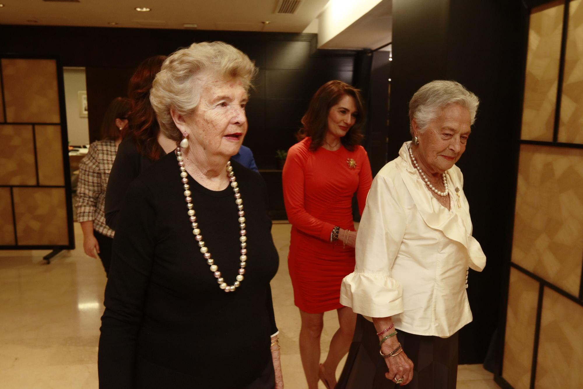 Homenaje a las reinas de las fiestas de la Magdalena