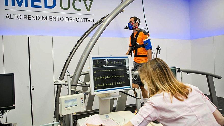 La plantilla del Valencia sigue pasando las pruebas médicas de pretemporada.