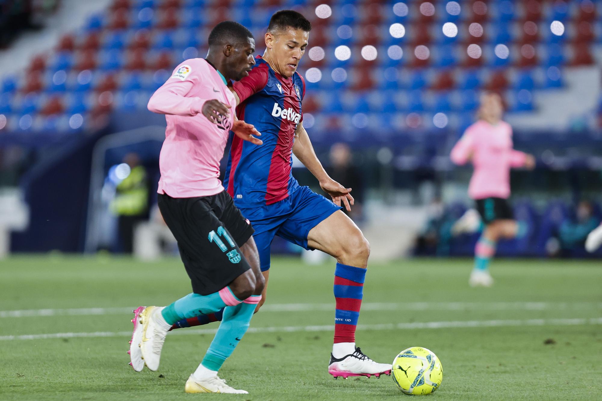 Las imágenes del empate entre el Levante y Barcelona en el Ciutat de València