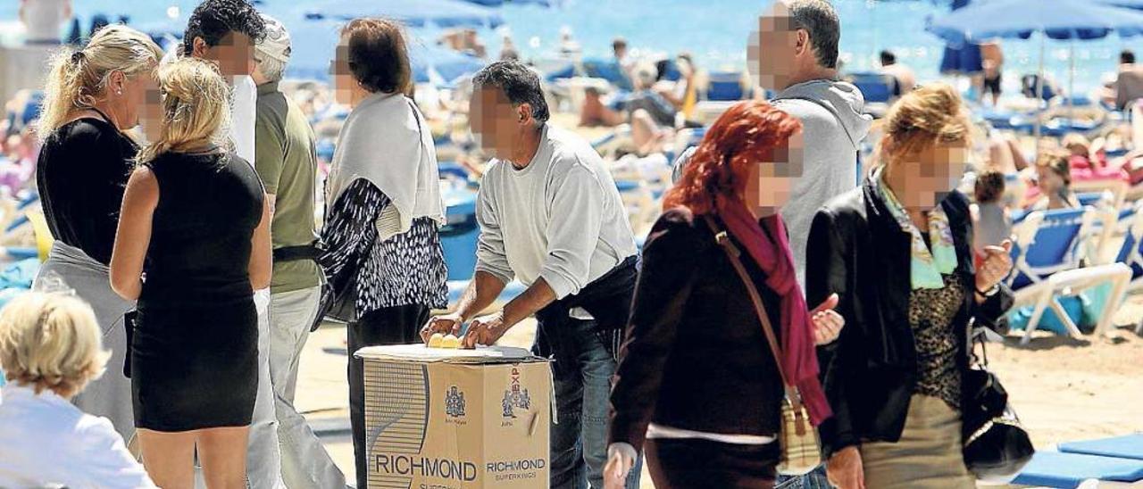 Benidorm plantea pedir órdenes de alejamiento contra delincuentes habituales