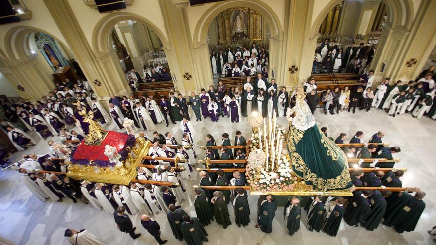 Así &#039;procesionó&#039; la Hermandad del Rescate dentro de San Juan Evangelista de Murcia
