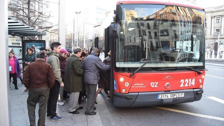 El precio del bus lleva congelado seis años y el IPC ha crecido un 4%