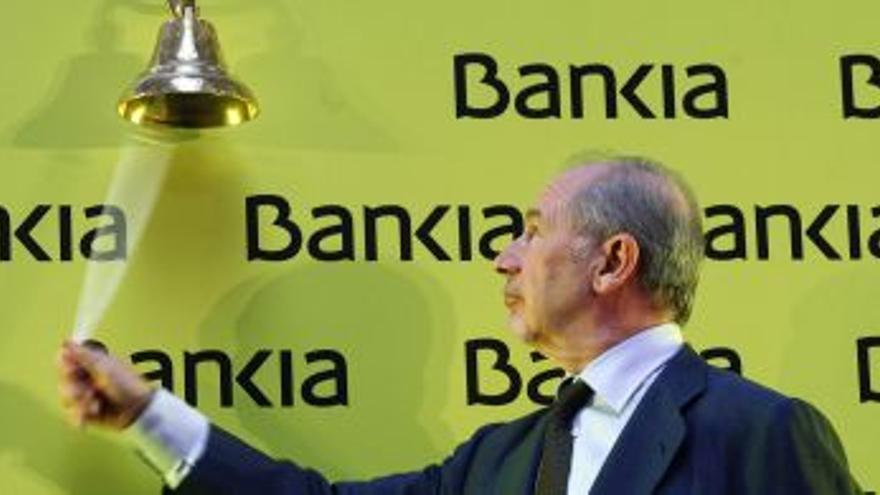 La salida a bolsa de Bankia fuerza a las cajas a grandes descuentos