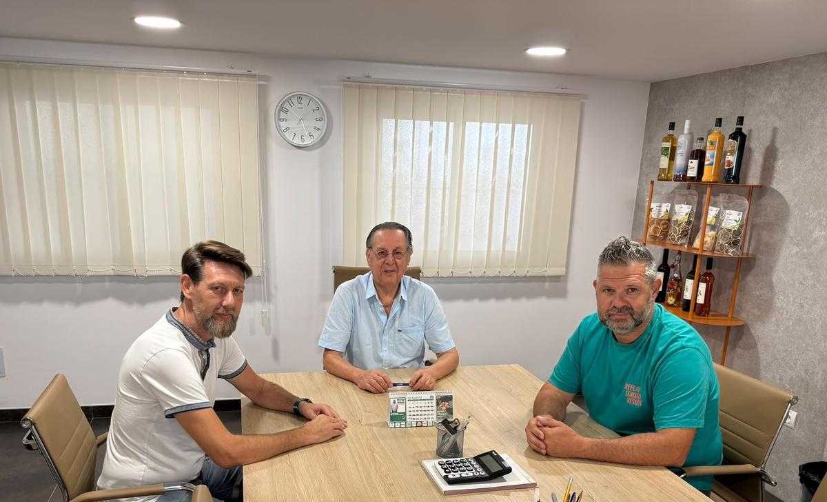 José Luis Escandell, administrador de COESSA, y sus hijos José Luis y Miguel Ángel Escandell.