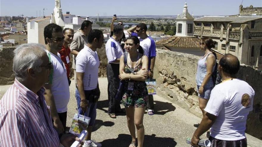 El festival de folclore de Badajoz no varía pese al problema con el grupo egipcio