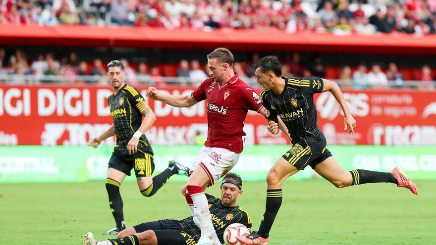 Diego vuelve por sus fueros: las puntuaciones del Real Murcia-Real Zaragoza